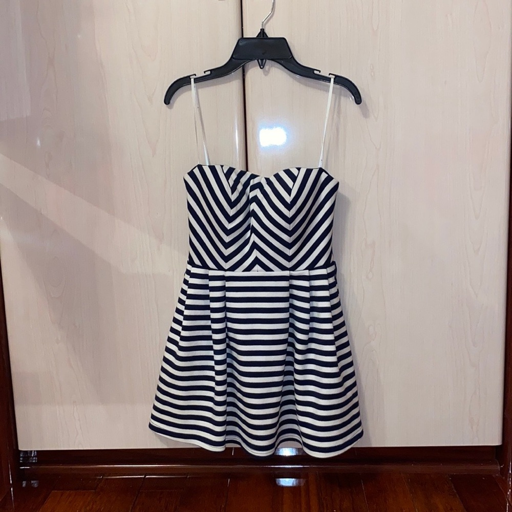 Forever 21 Blue/White Strapless dress